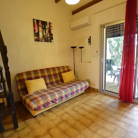 Holiday home Naturiste 