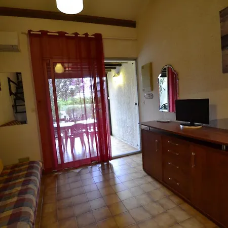 Holiday home Naturiste 