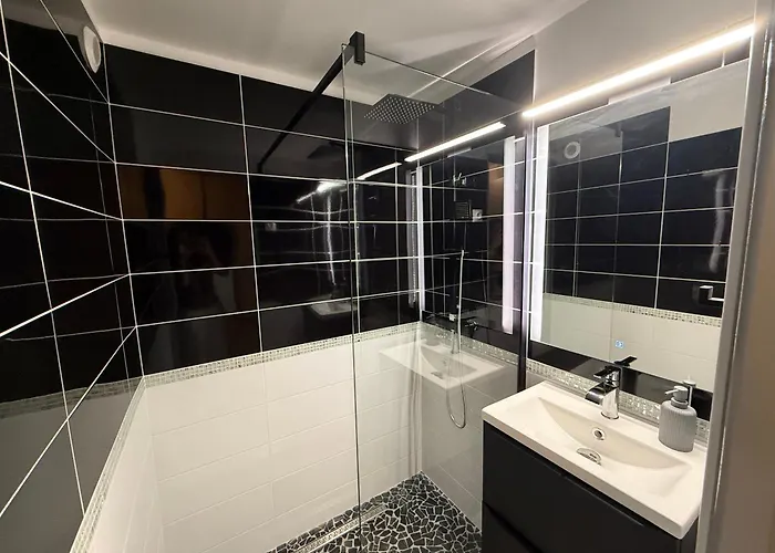 Semesterbostad Naturiste 